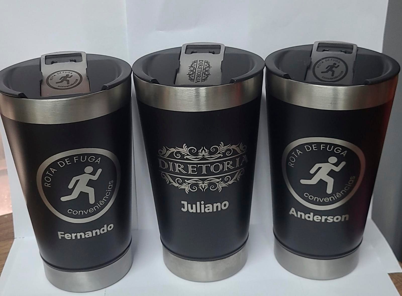 Copos personalizados da Raiz